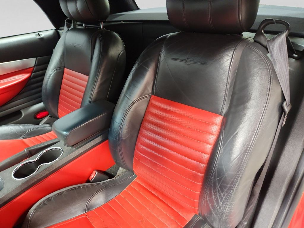 2002 Ford Thunderbird Image 10