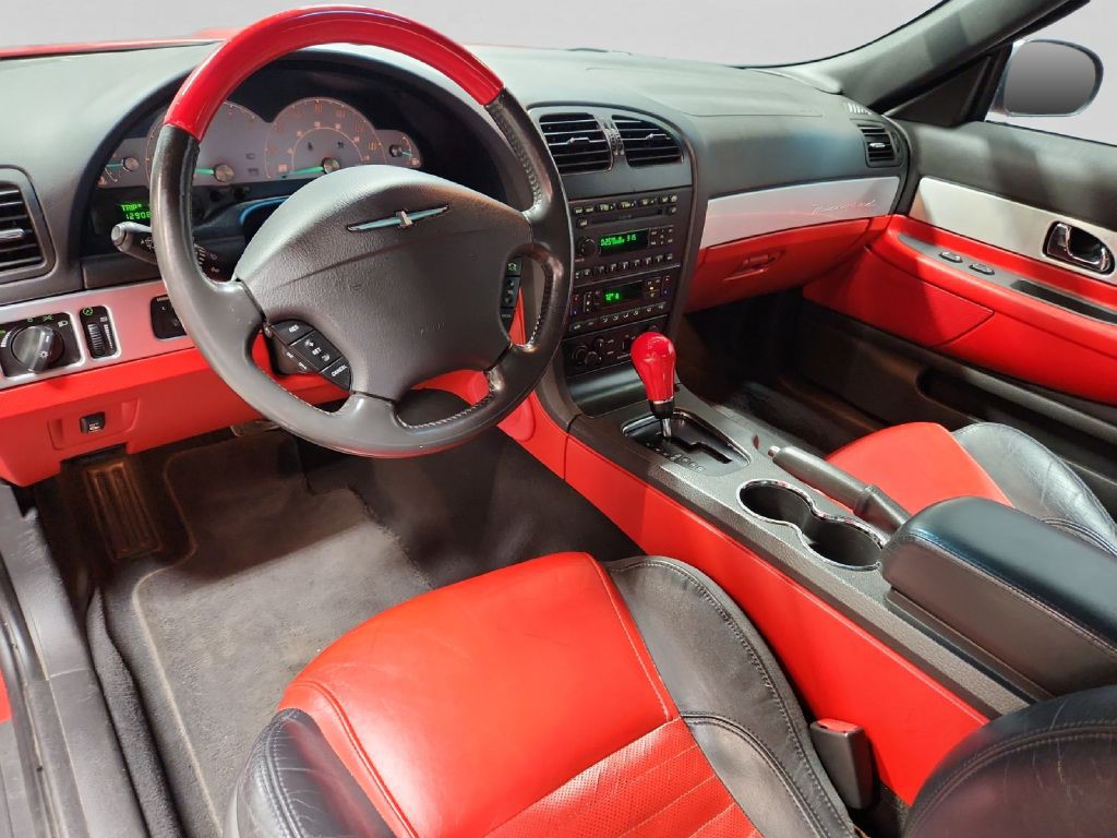 2002 Ford Thunderbird Image 11