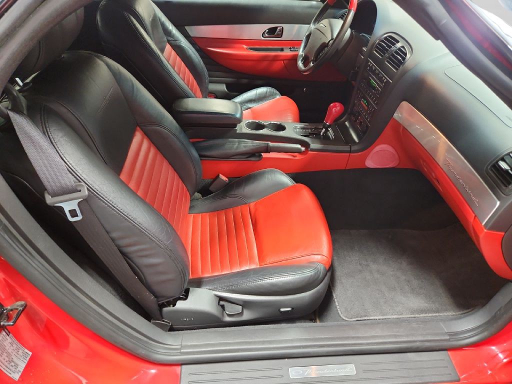 2002 Ford Thunderbird Image 12