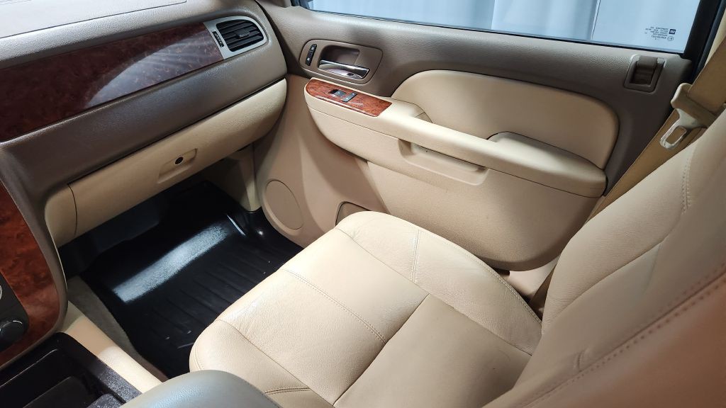 2012 Chevrolet Tahoe Image 18