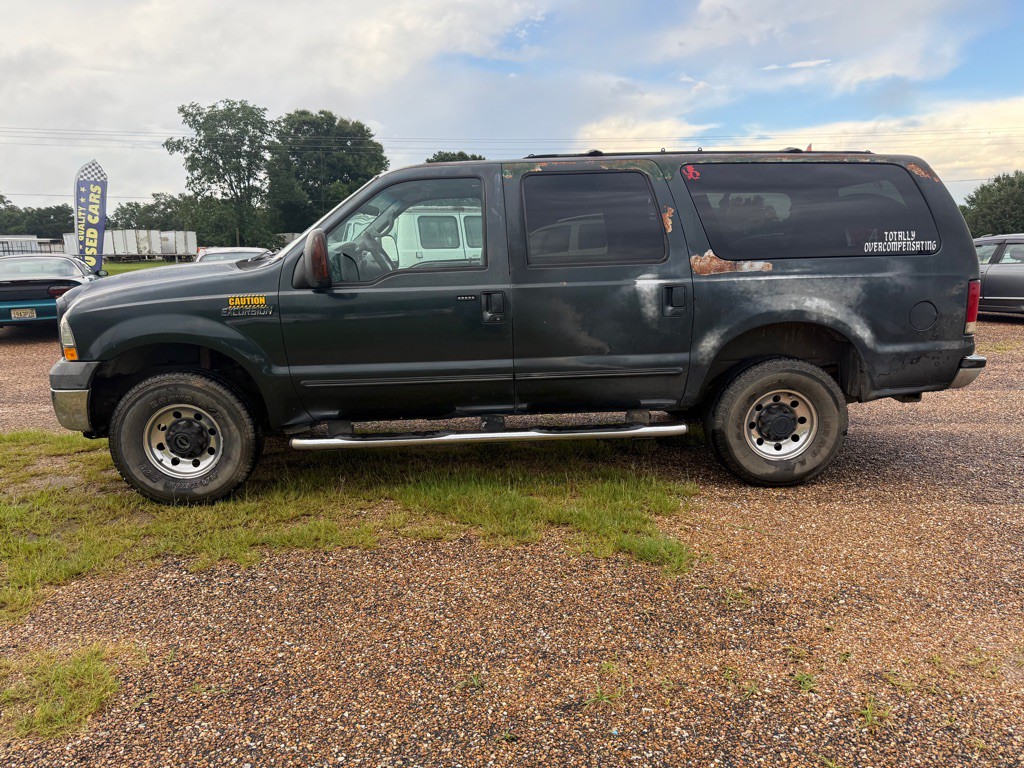 2000 Ford Excursion Image 2