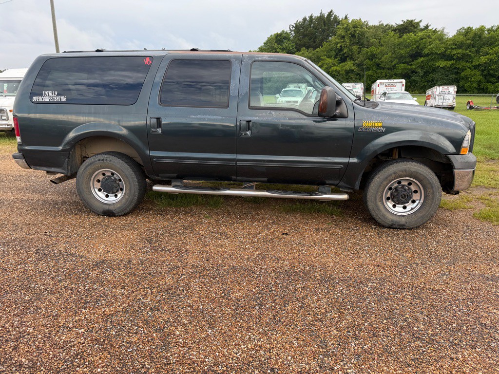 2000 Ford Excursion Image 4