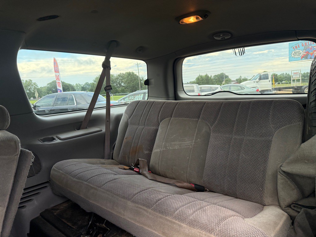 2000 Ford Excursion Image 10