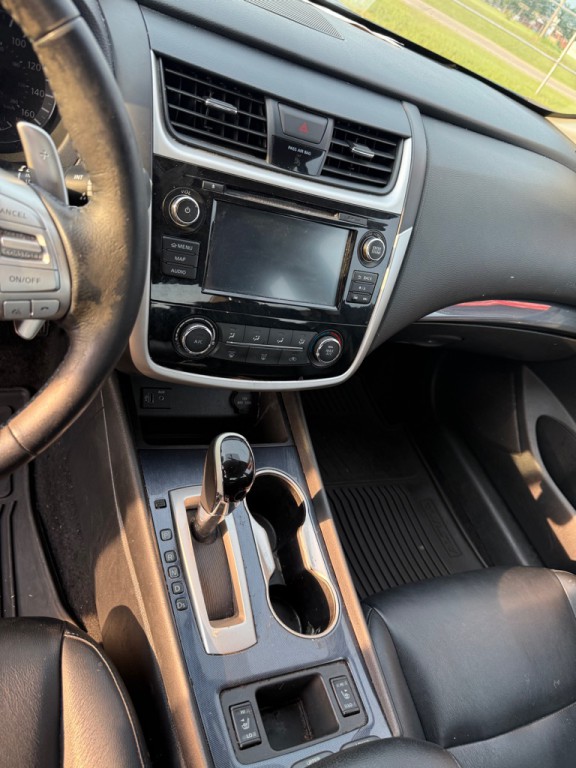 2018 Nissan Altima Image 11