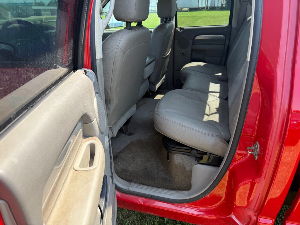 2004 Dodge Ram 3500 Image 10