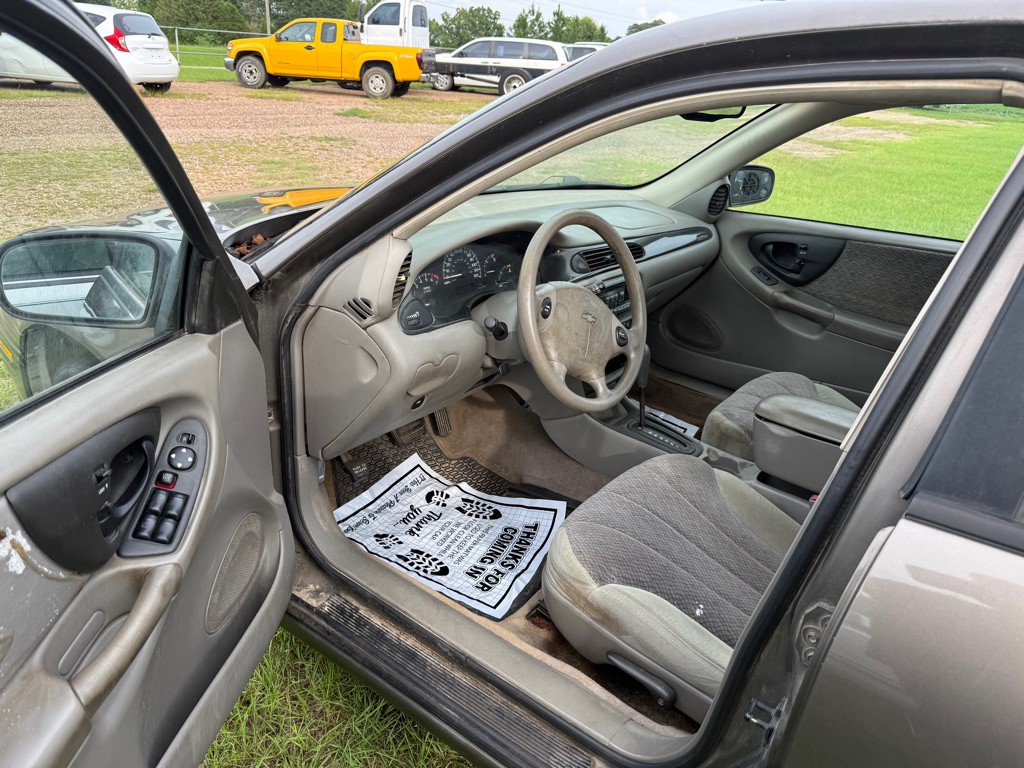 2000 Chevrolet Malibu Image 5