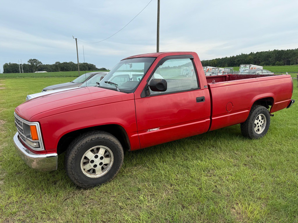 1989 Chevrolet C/K Image 2