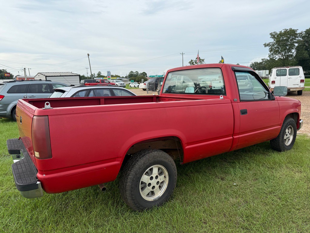 1989 Chevrolet C/K Image 4