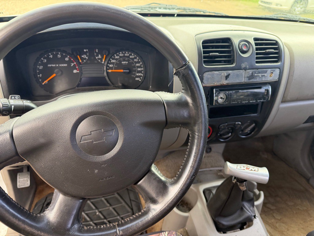 2005 Chevrolet Colorado Image 7