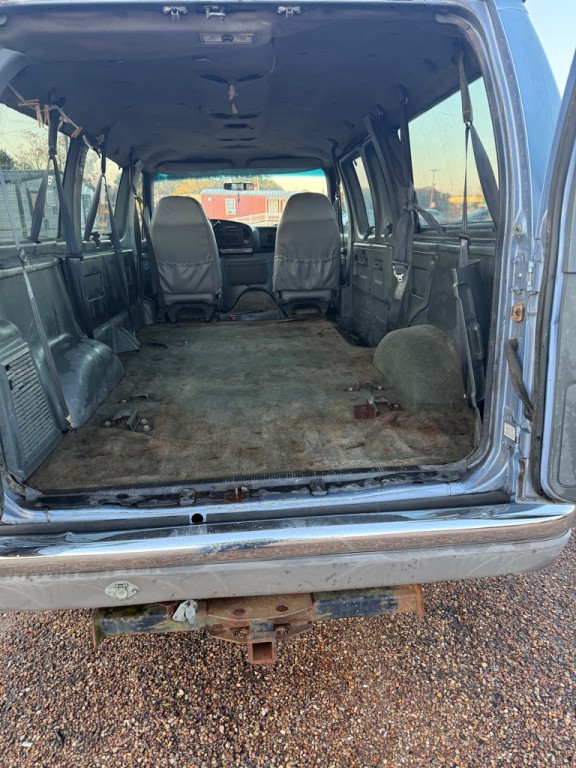 1995 Ford Econoline Image 9