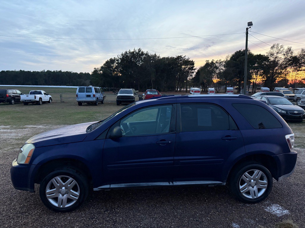 2005 Chevrolet Equinox Image 2