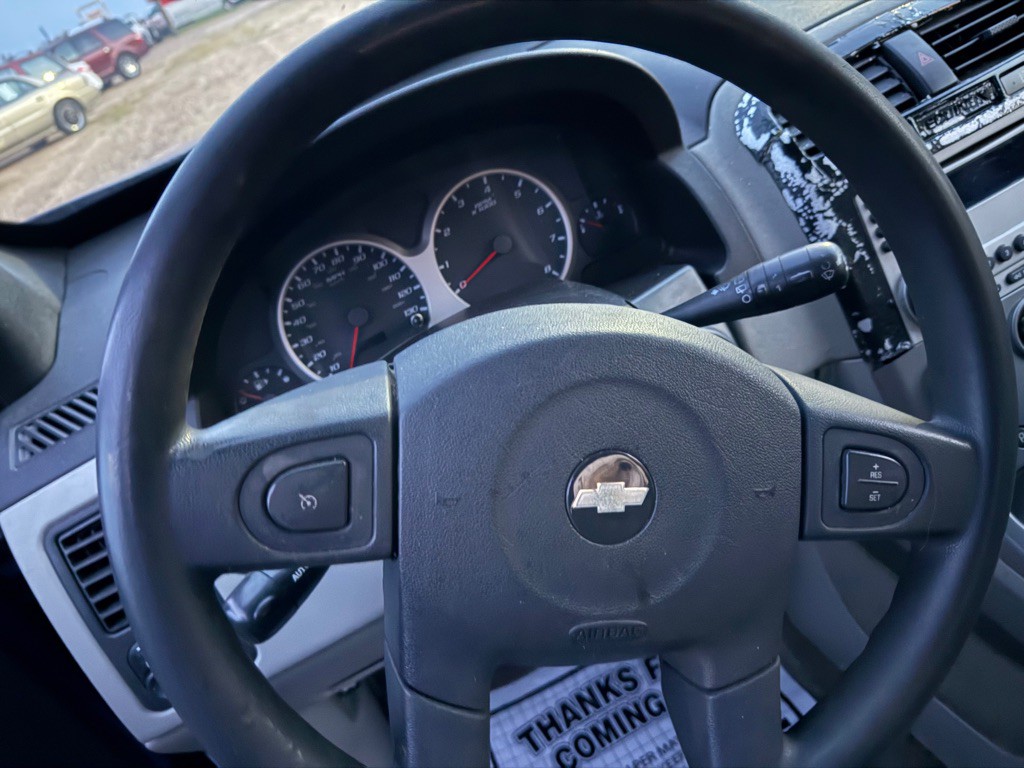 2005 Chevrolet Equinox Image 7