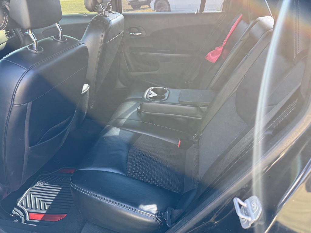 2014 Chrysler 200 Image 11