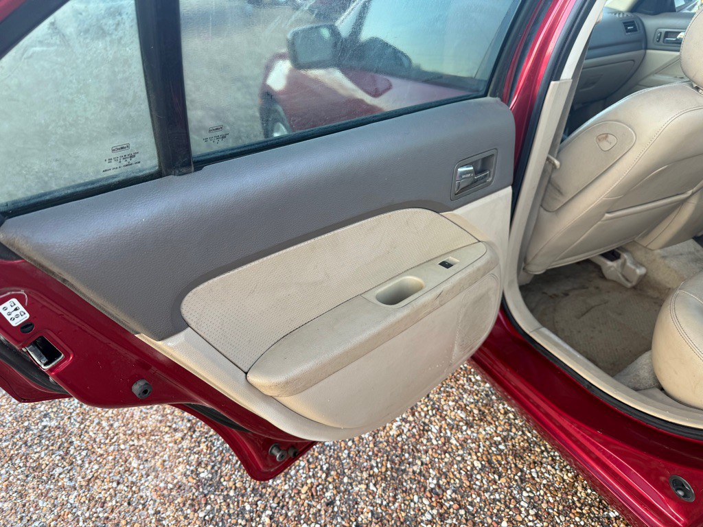 2007 Ford Fusion Image 10