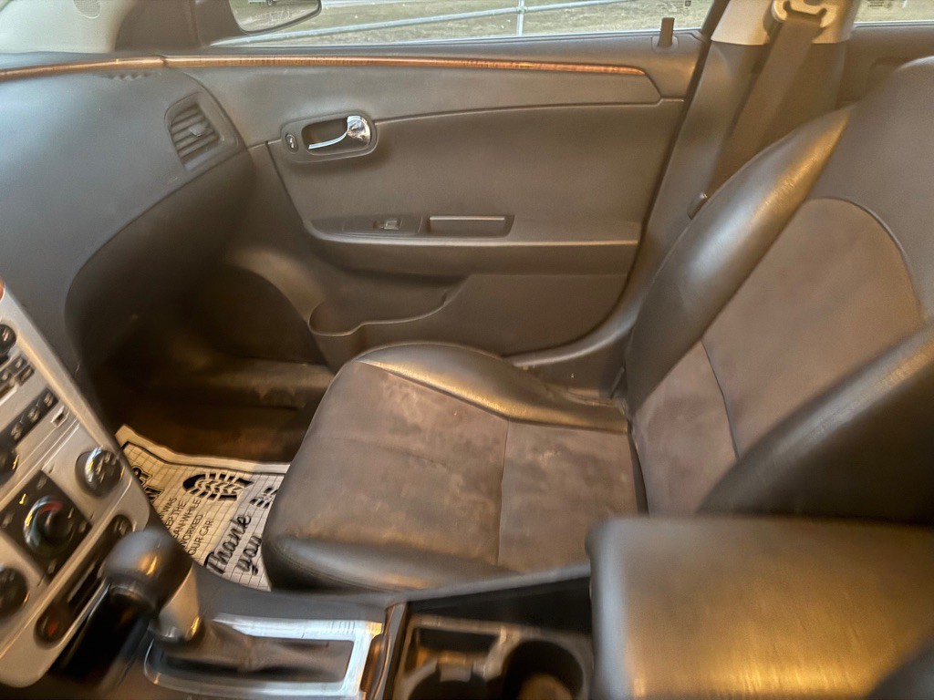 2012 Chevrolet Malibu Image 8