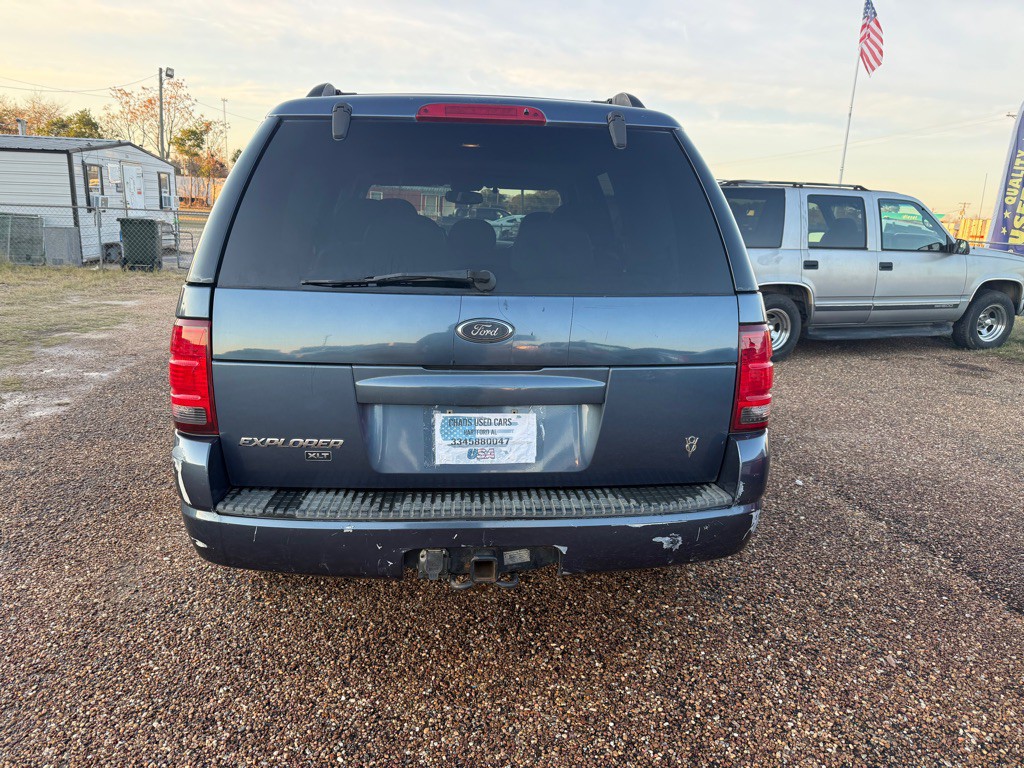 2004 Ford Explorer Image 3