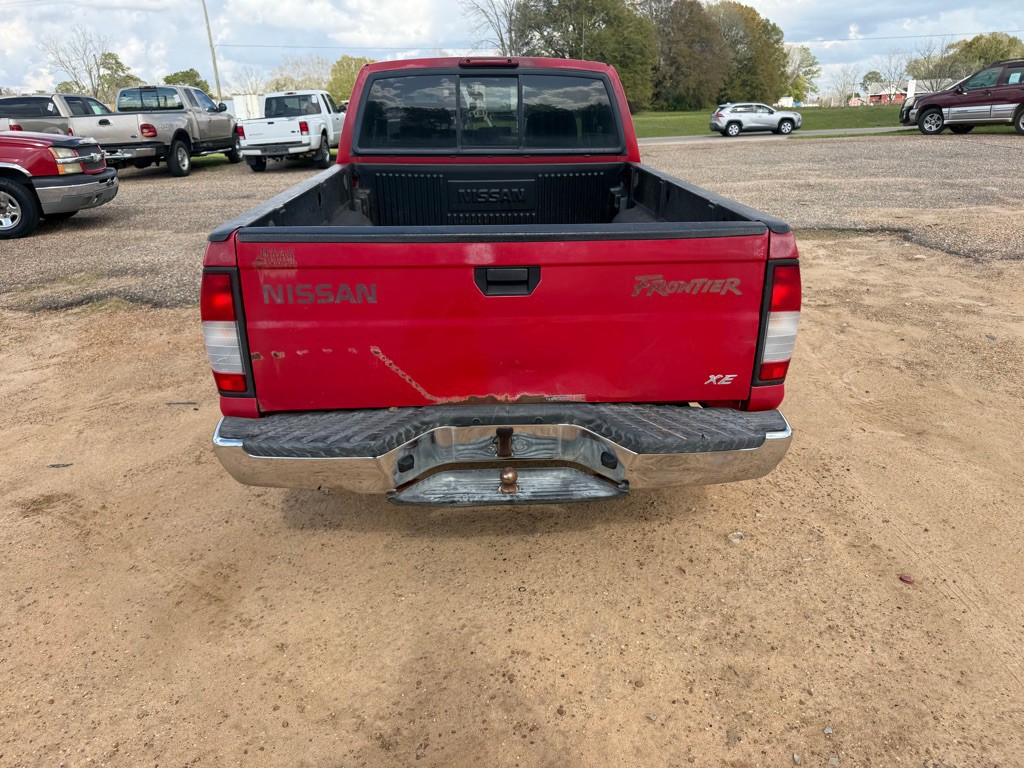 1999 Nissan Frontier Image 3