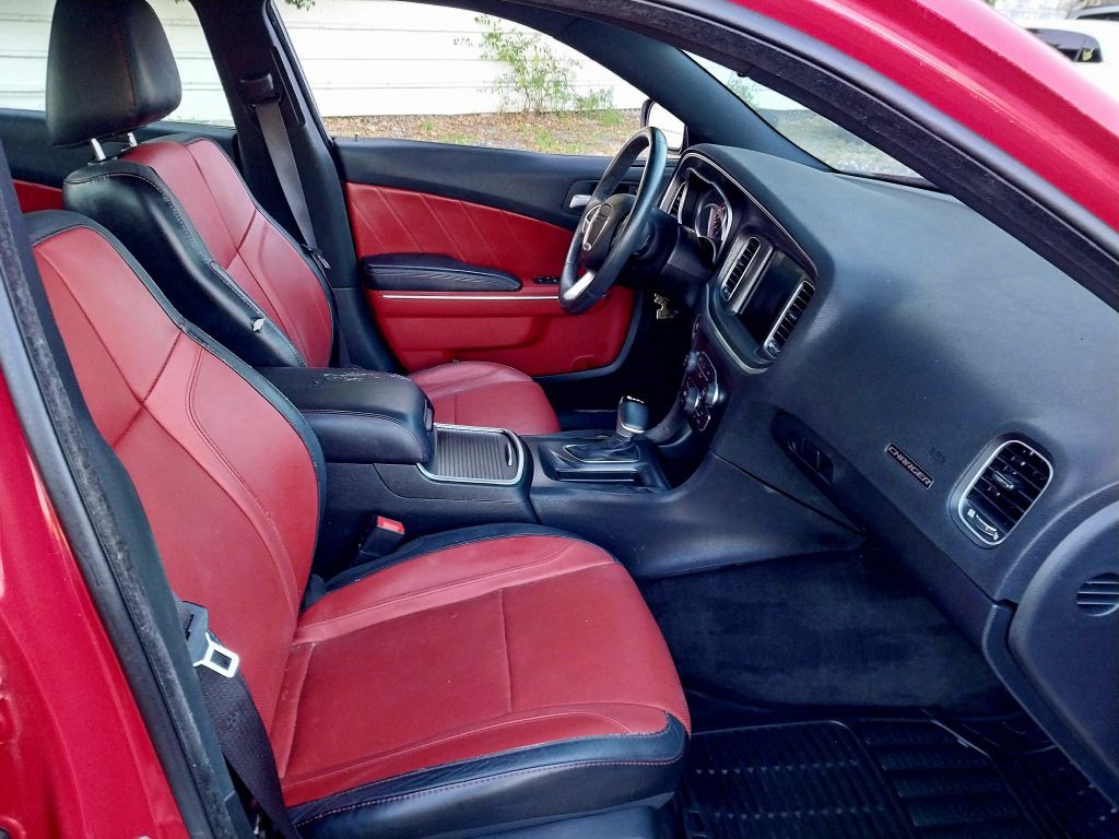 2015 Dodge Charger Image 13