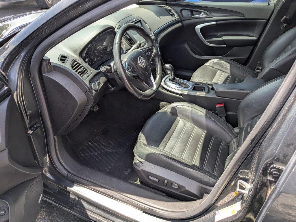 2015 Buick Regal Image 9
