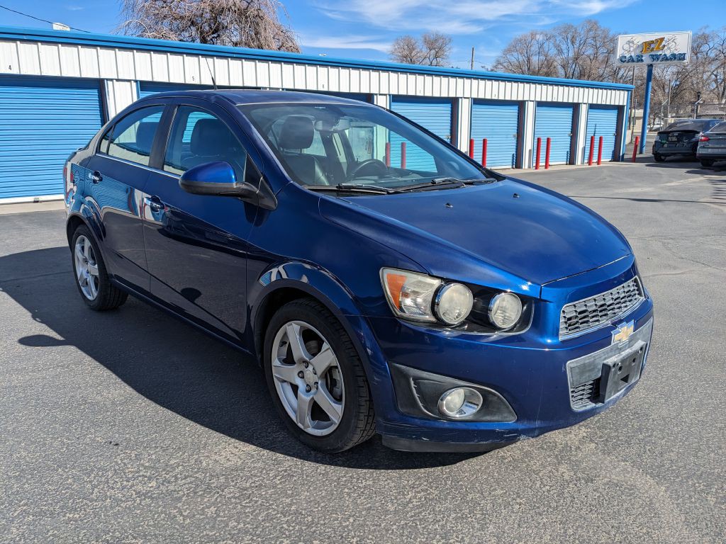 2014 Chevrolet Sonic Image 3