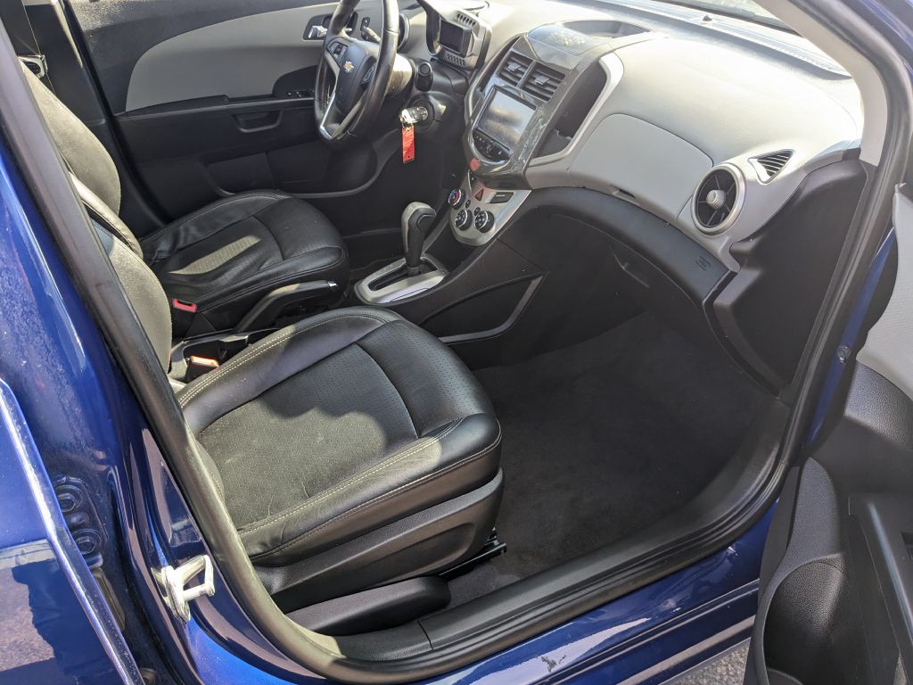 2014 Chevrolet Sonic Image 10