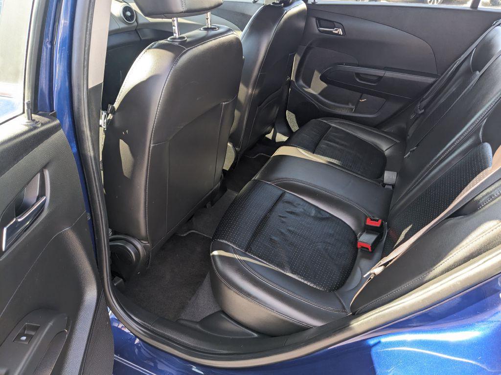 2014 Chevrolet Sonic Image 11