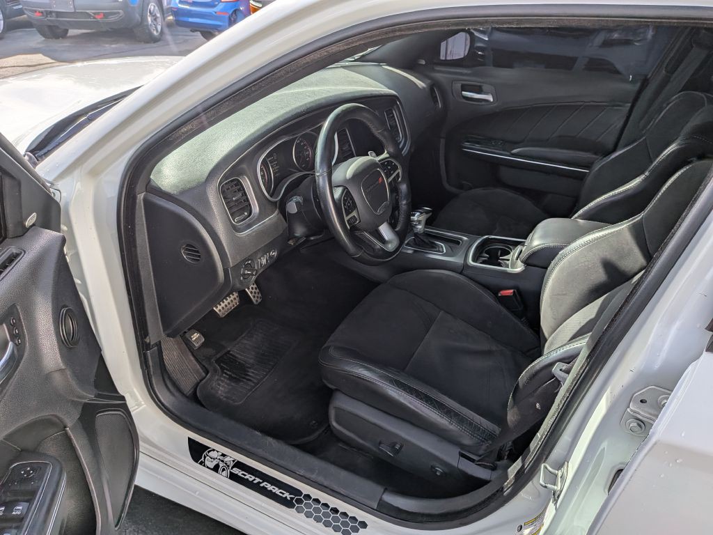 2018 Dodge Charger Image 9
