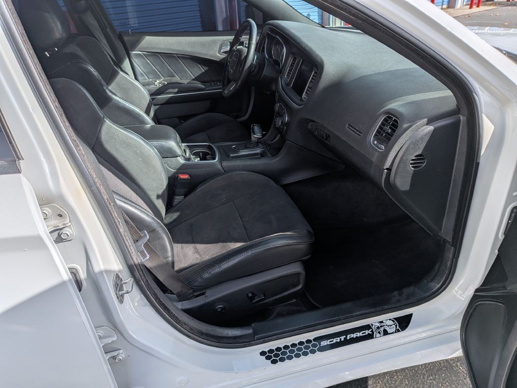 2018 Dodge Charger Image 10