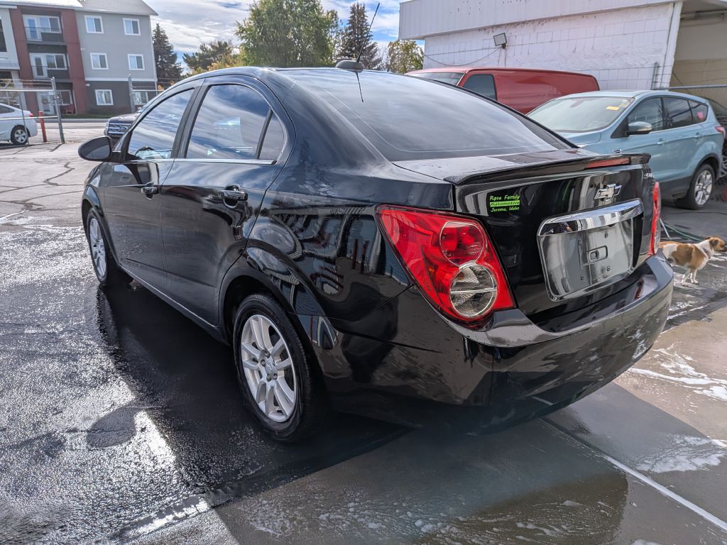 2016 Chevrolet Sonic Image 7