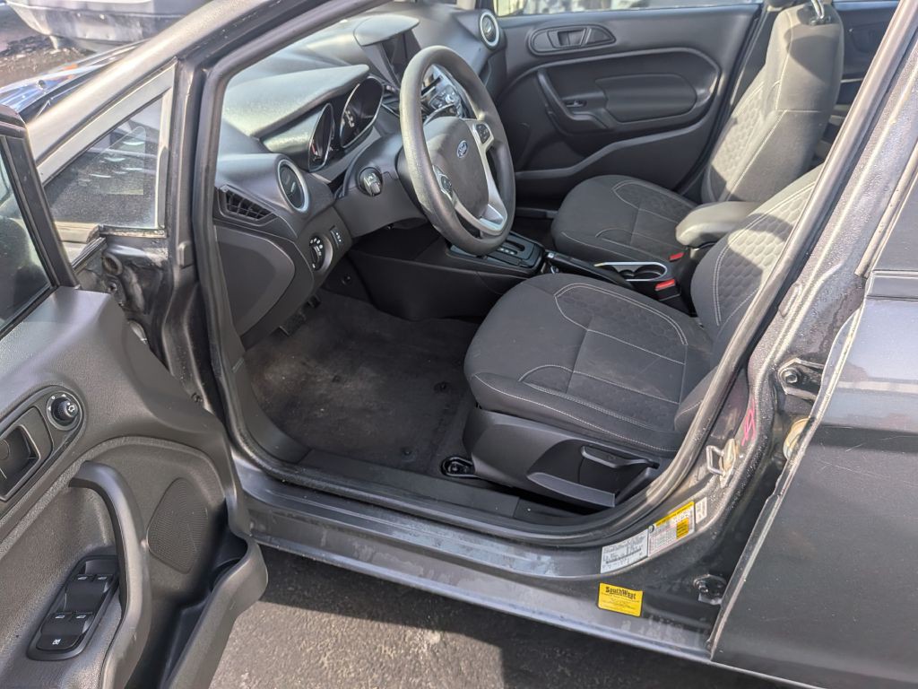 2018 Ford Fiesta Image 9