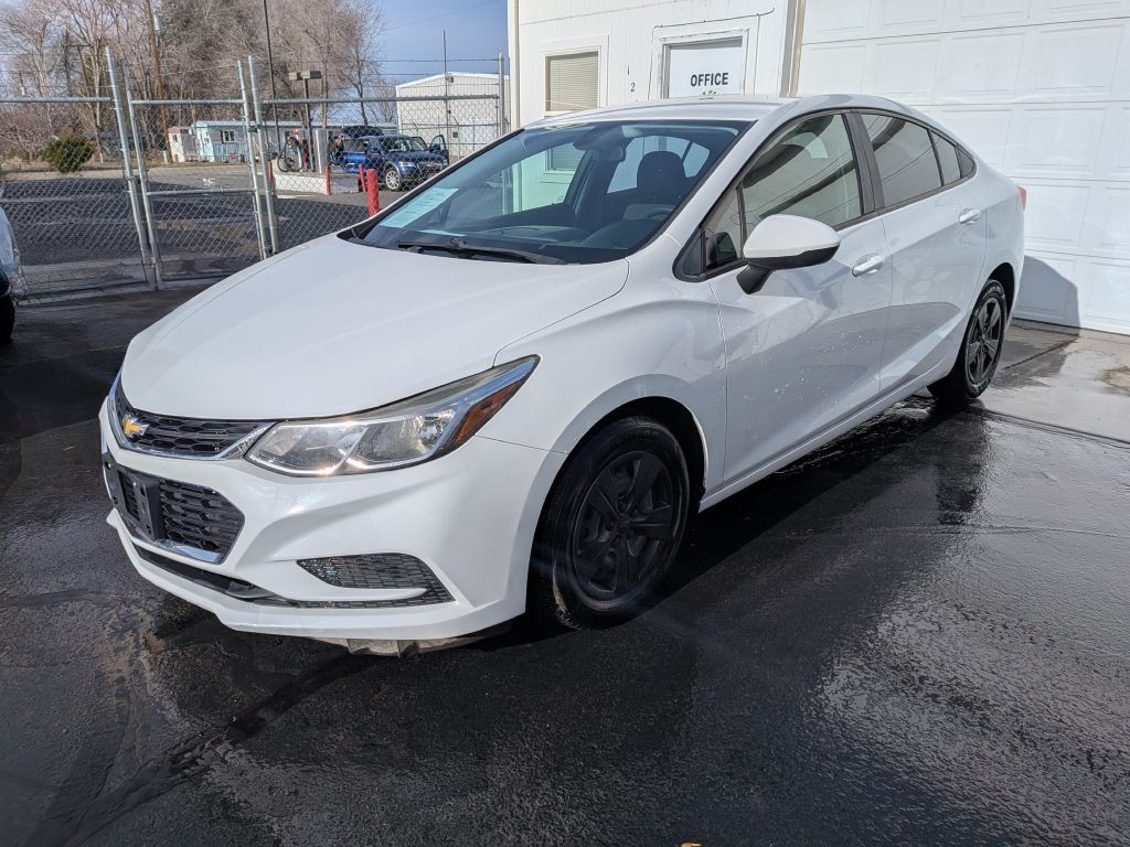 2016 Chevrolet Cruze Image 1