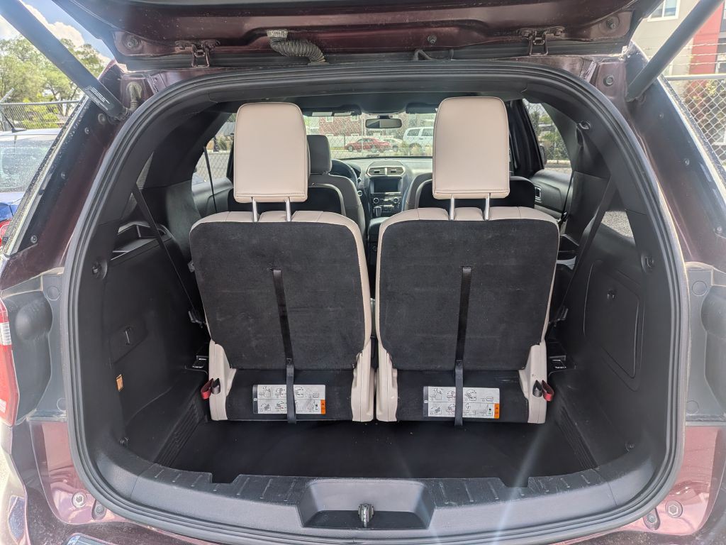 2018 Ford Explorer Image 13
