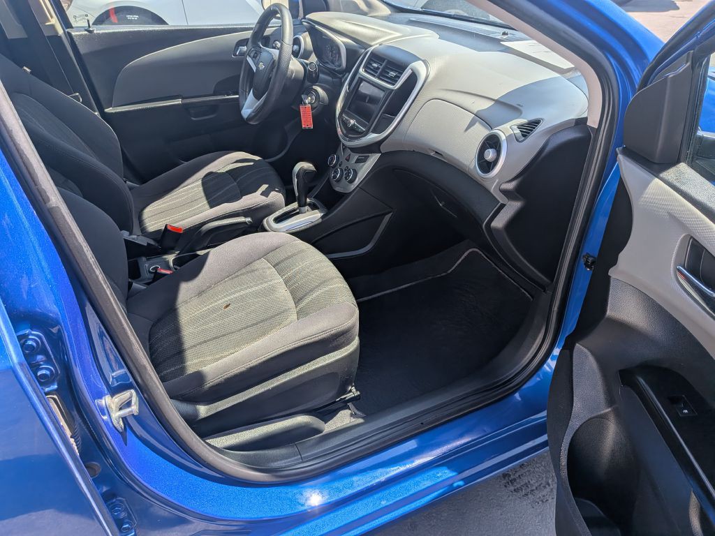 2020 Chevrolet Sonic Image 10