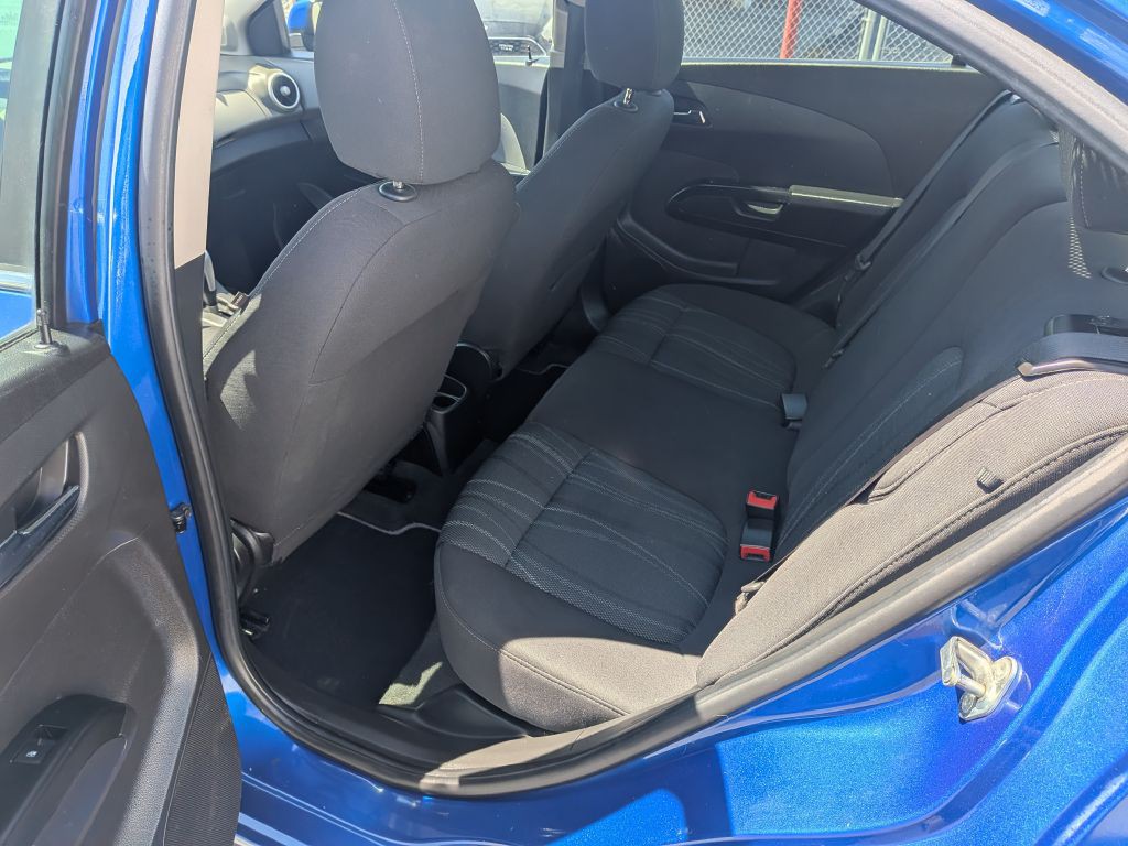 2020 Chevrolet Sonic Image 11