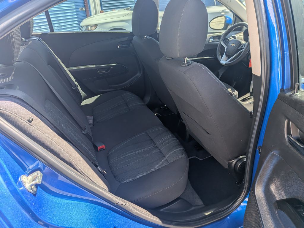 2020 Chevrolet Sonic Image 12