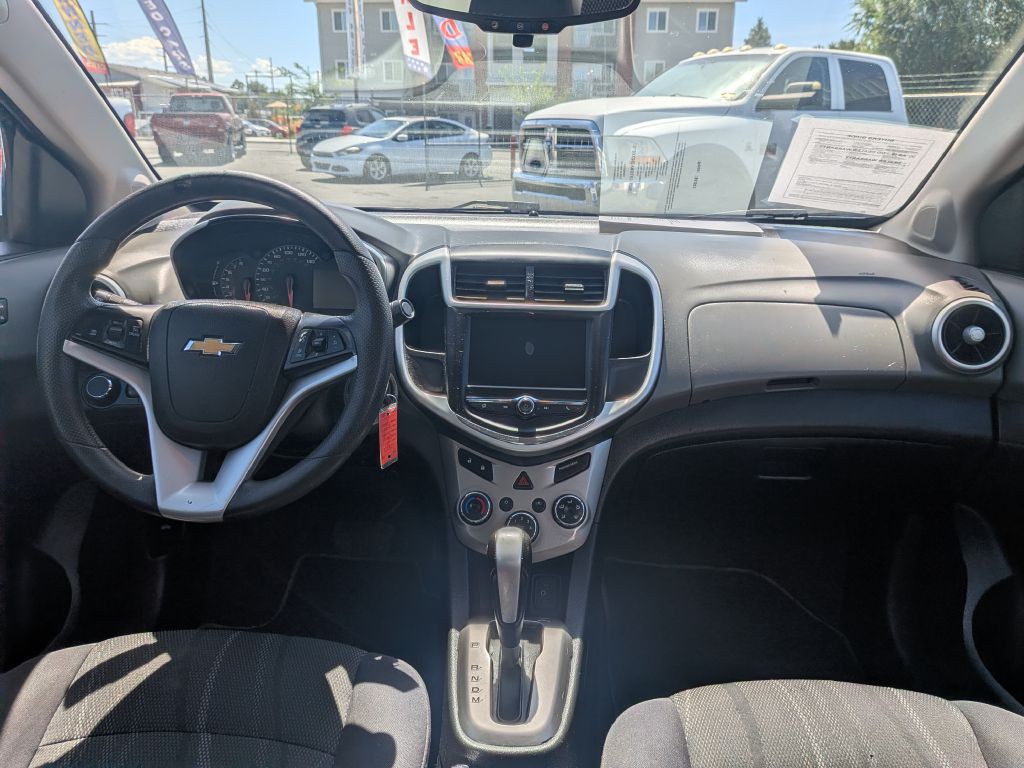 2020 Chevrolet Sonic Image 13
