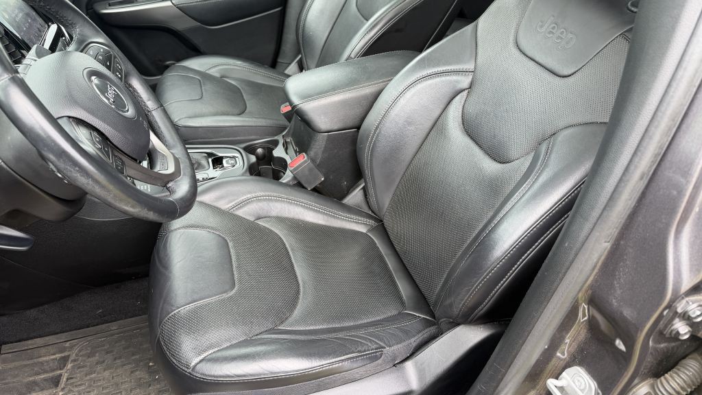 2019 Jeep Cherokee Image 13