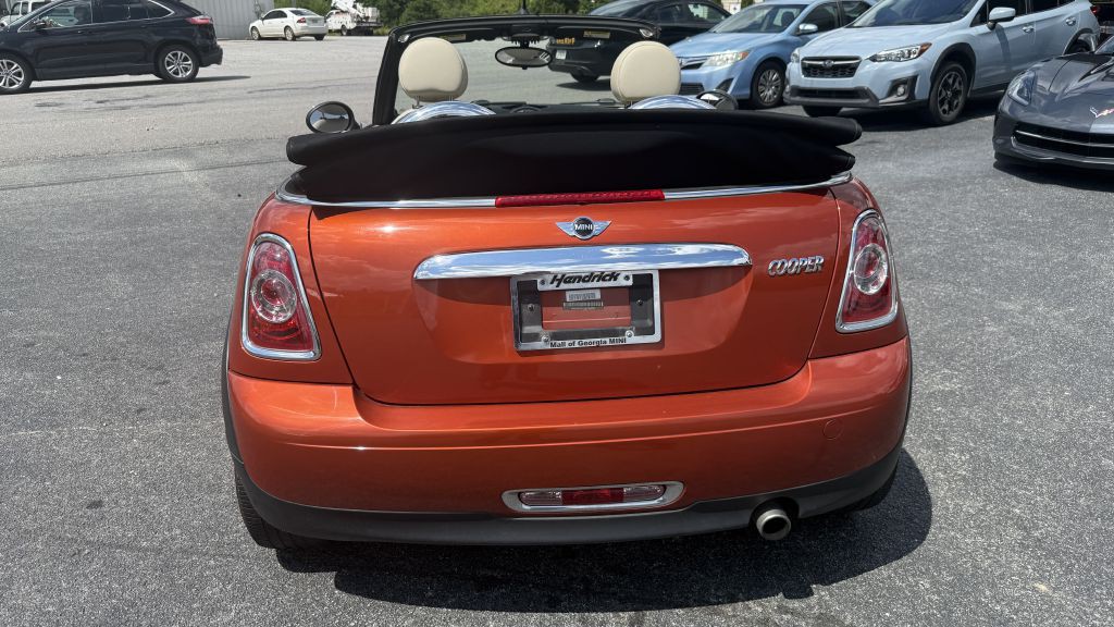 2011 MINI Cooper Image 10