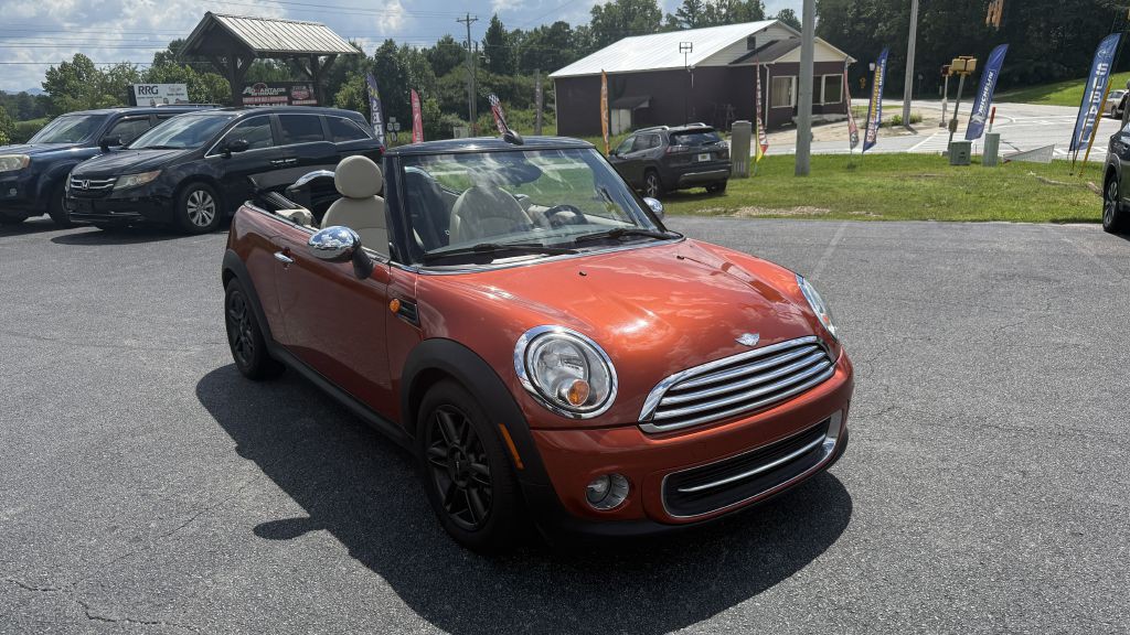 2011 MINI Cooper Image 13