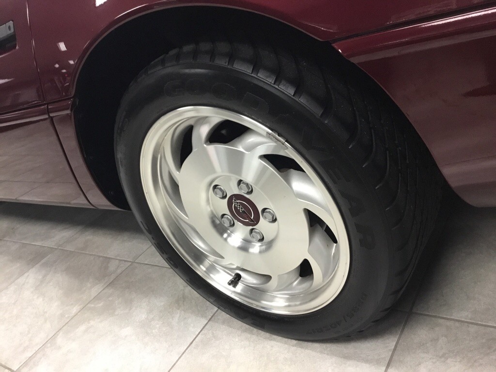 1993 Chevrolet Corvette Image 24