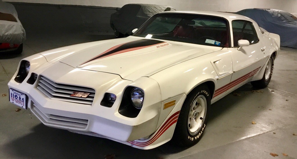 1981 Chevrolet Camaro Image 1