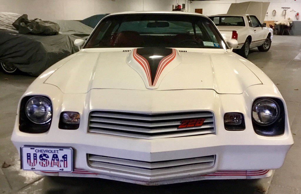 1981 Chevrolet Camaro Image 2
