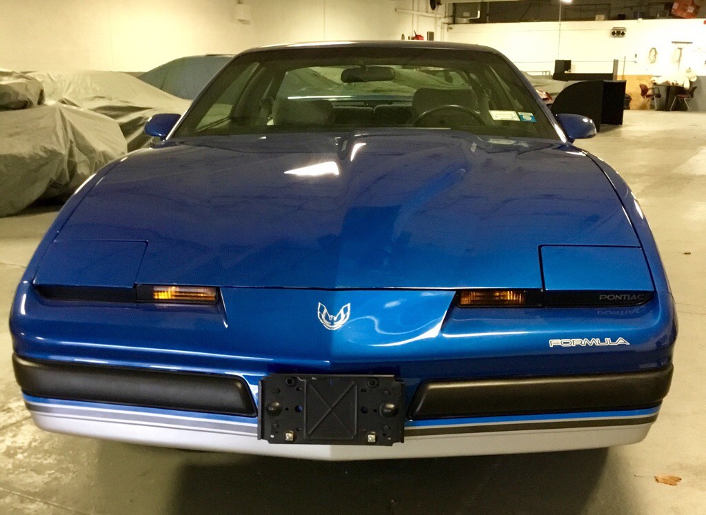 1987 Pontiac Firebird Image 3