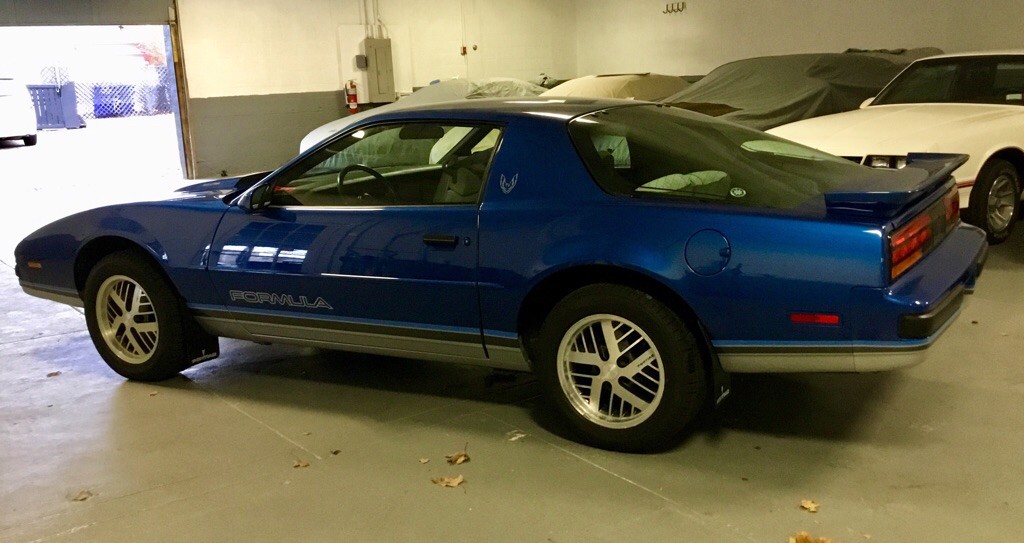 1987 Pontiac Firebird Image 5