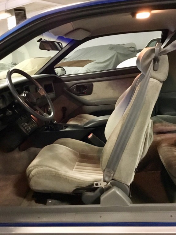 1987 Pontiac Firebird Image 13