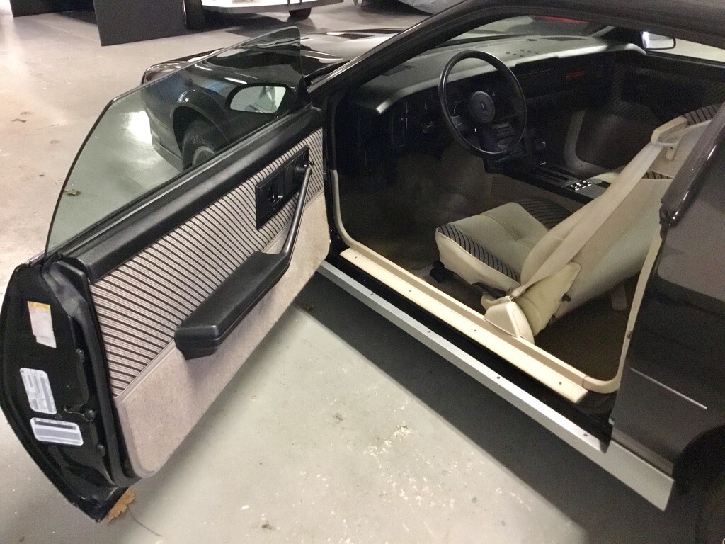 1984 Chevrolet Camaro Image 11