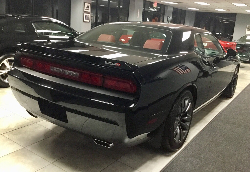2013 Dodge Challenger Image 3