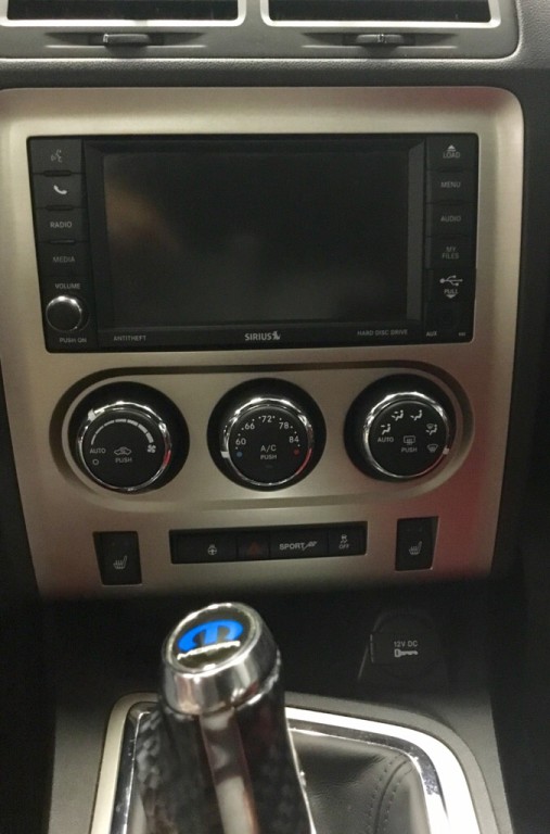 2013 Dodge Challenger Image 10