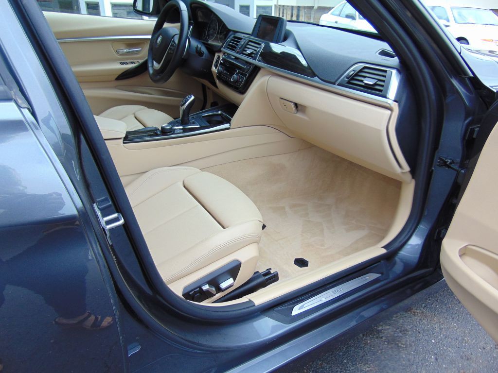 2016 BMW 3 Series Image 5