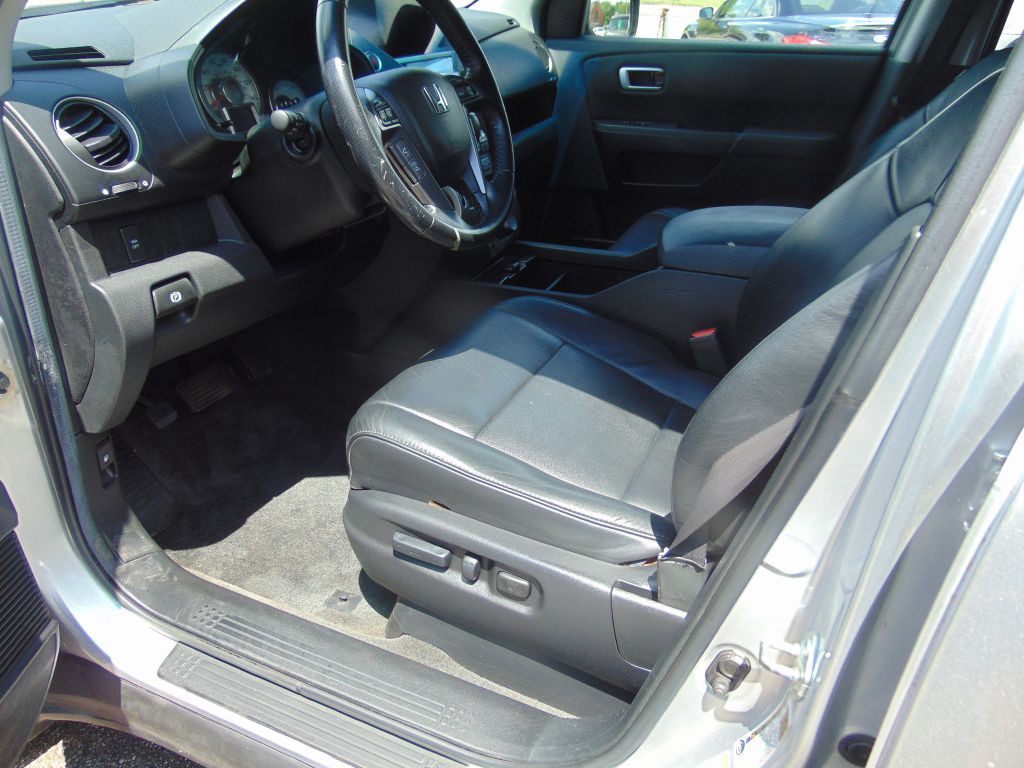 2011 Honda Pilot Image 2